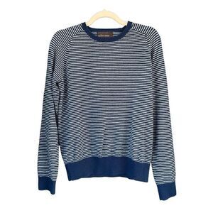 0861 Color Siete blue White‎ Stripe Sweater Size Medium